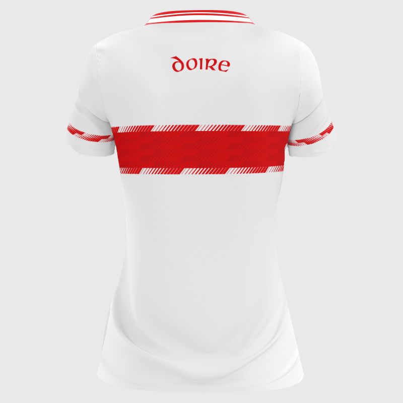 O’Neills White Derry LGFA Women's Goalkeeper Jersey 2025 with ribbed crewneck by O’Neills. 