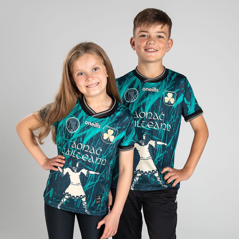 Kids' Tailteann Games Jersey Green with embroidered shamrock crest and knitted collar by O’Neills.