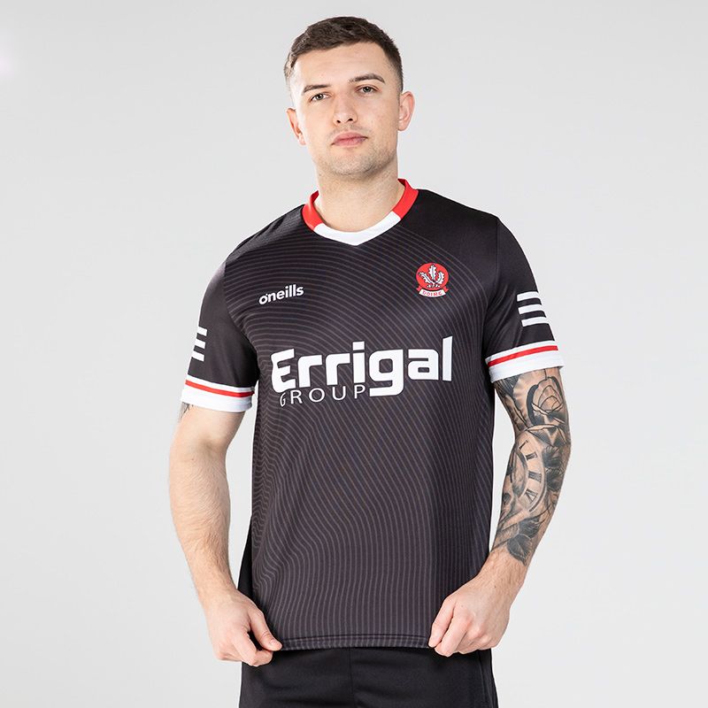 Black /Red Men's Derry GAA Training Jersey by O'Neills.