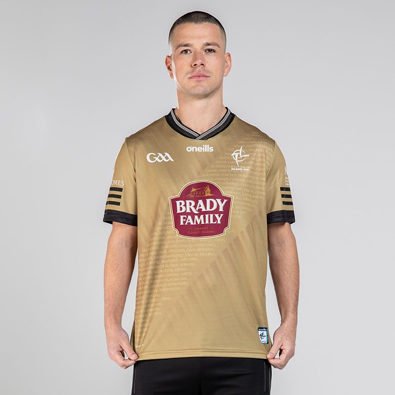 Kildare GAA Alternative Goalkeeper Jersey 2024 with Kildare clubs by O’Neills.
