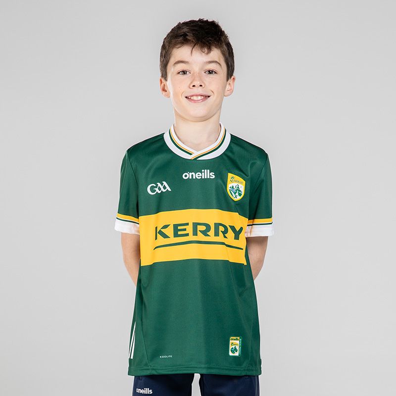 Green Kerry GAA Home Jersey 2024 with ribbed crew neck collar by O’Neills.
