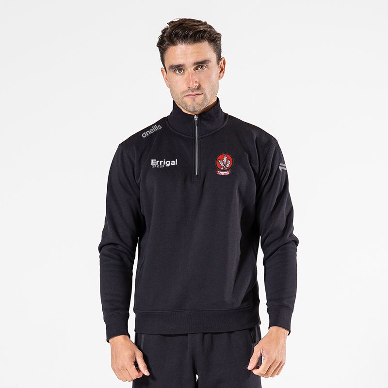 Derry GAA Black Men’s Evolve Fleece half zip sweatshirt with ribbed collar and two side pockets by O’Neills.