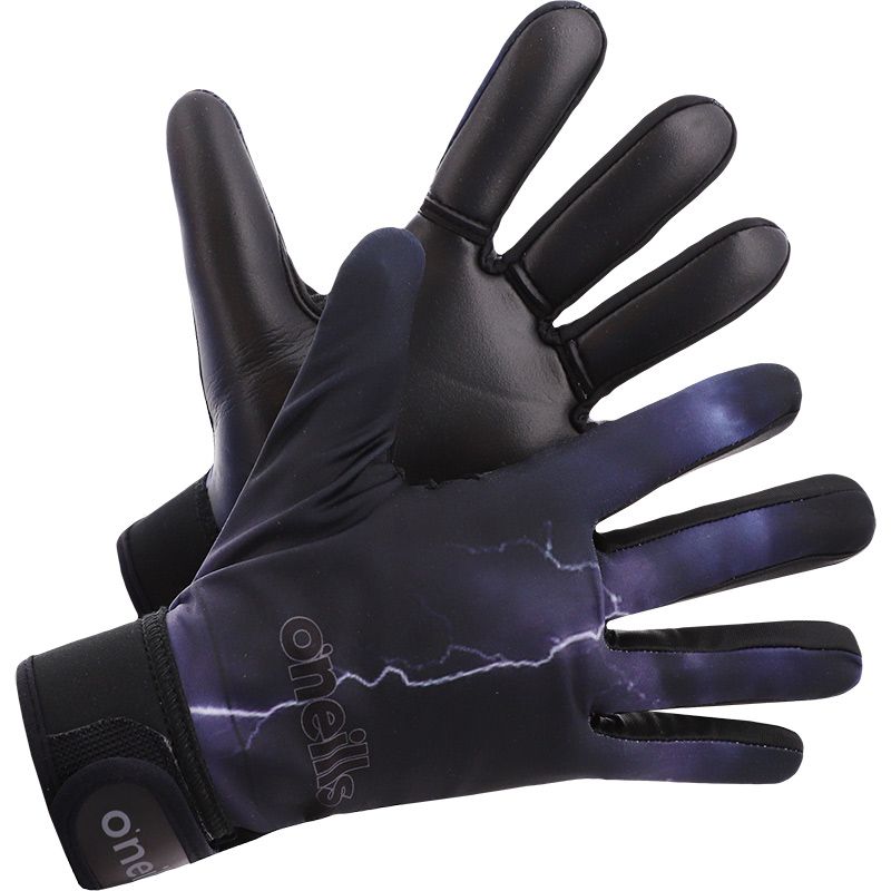 Black GAA gloves with Velcro strap fastening and latex palm by O’Neills.