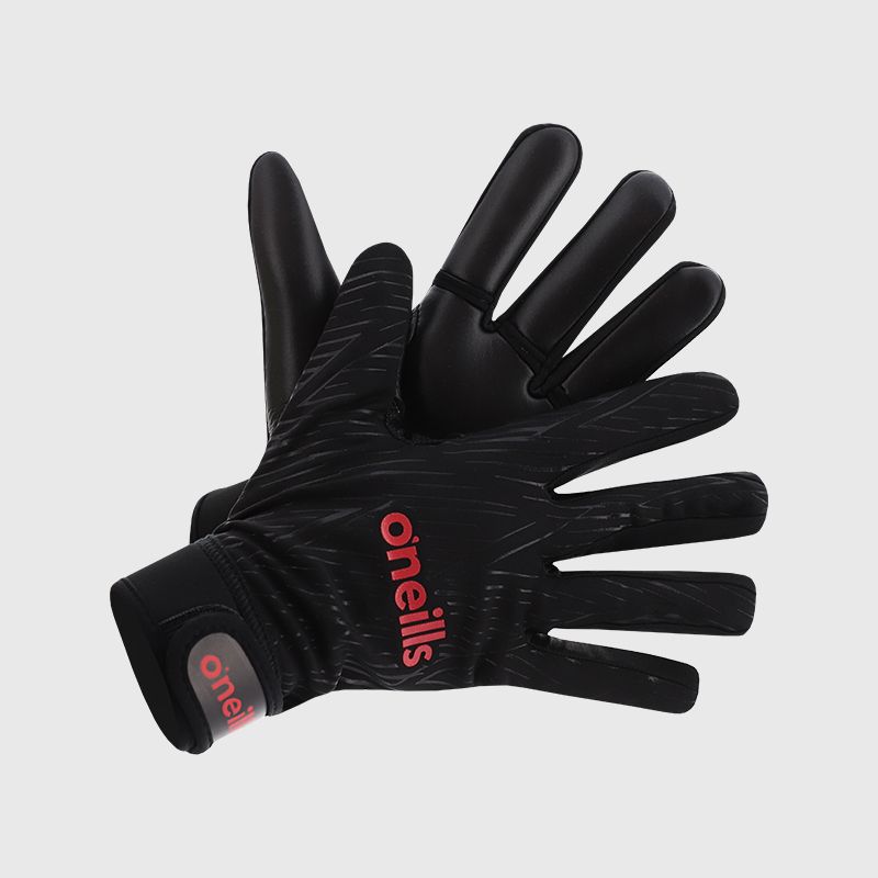 Black / Red GAA gloves with Velcro strap fastening and latex palm by O’Neills.