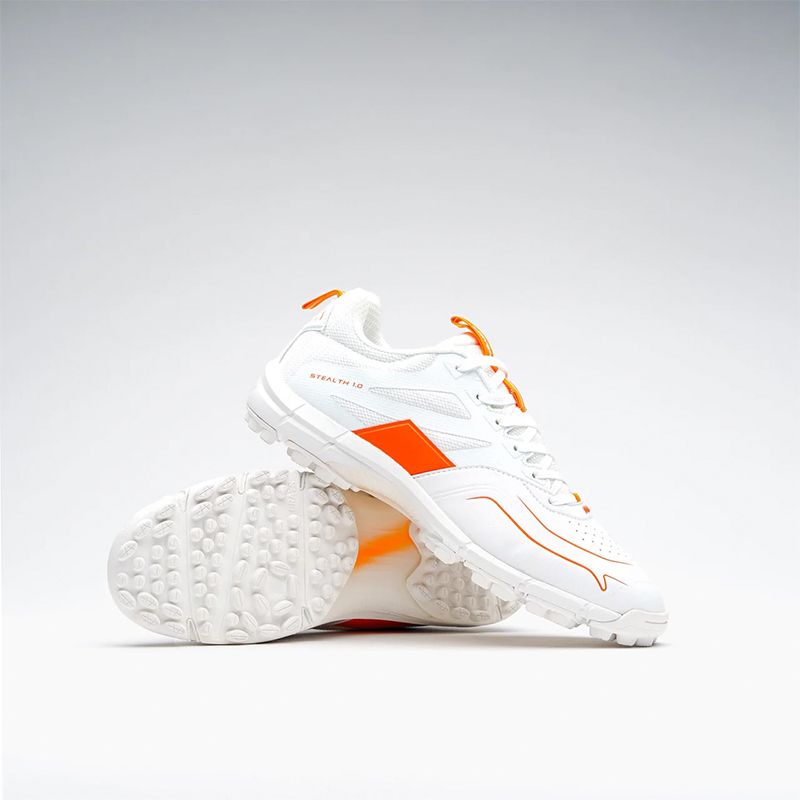 White Grays Kids' Stealth Junior Hockey Shoes from O'Neills
