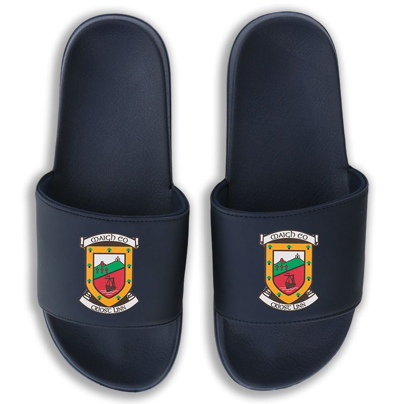 Marine Mayo GAA Zora pool sliders with Mayo GAA crest on the front by O’Neills.