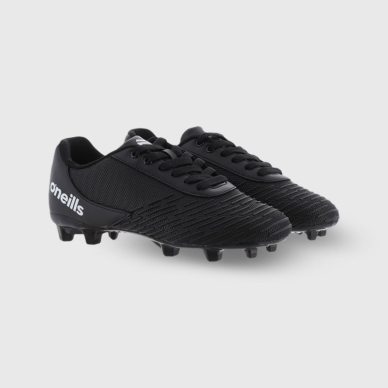 Black and White O’Neills Meteor football boots with moulded studs and lace closure by O’Neills.