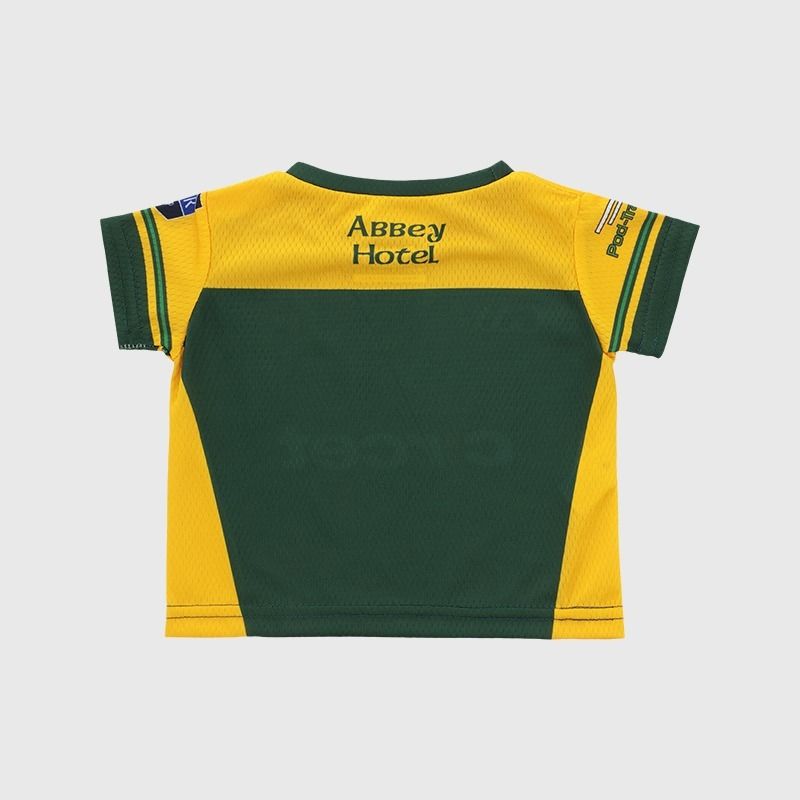 Green Donegal GAA Infant Alternative Goalkeeper Jersey 2026 from O’Neills.