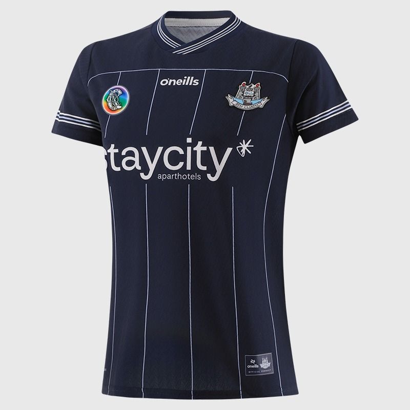 Navy Dublin Camogie Women’s Goalkeeper Jersey 2026 from O’Neills.