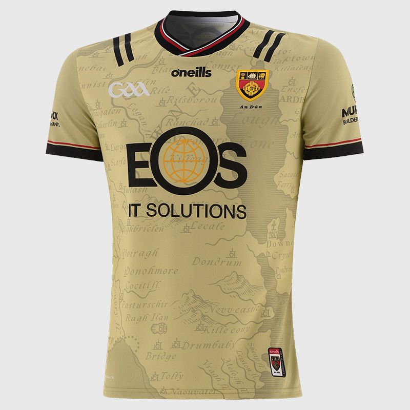 O’Neills Gold Down GAA Player Fit Alternative Goalkeeper Jersey 2025 with ribbed crewneck by O’Neills.