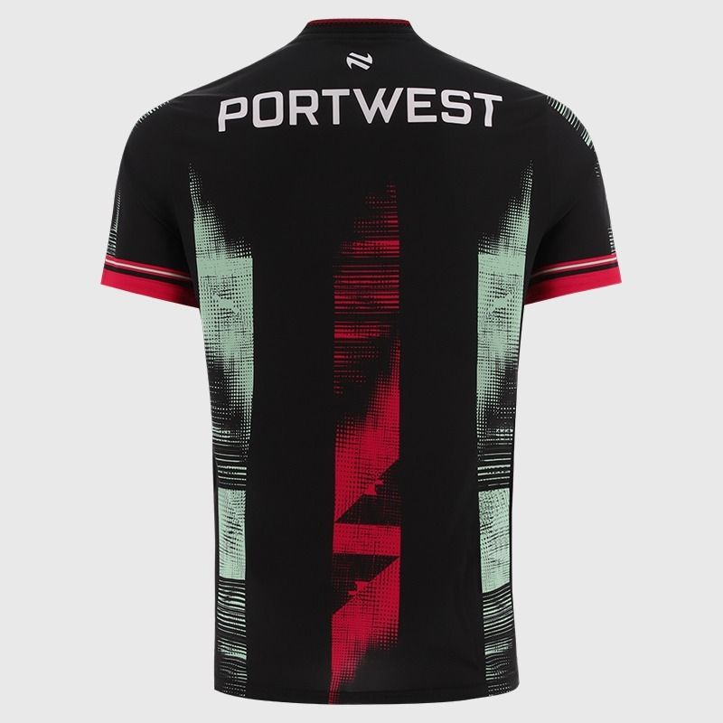 Black Mayo GAA Short Sleeve Training Top 2026 from O’Neills.