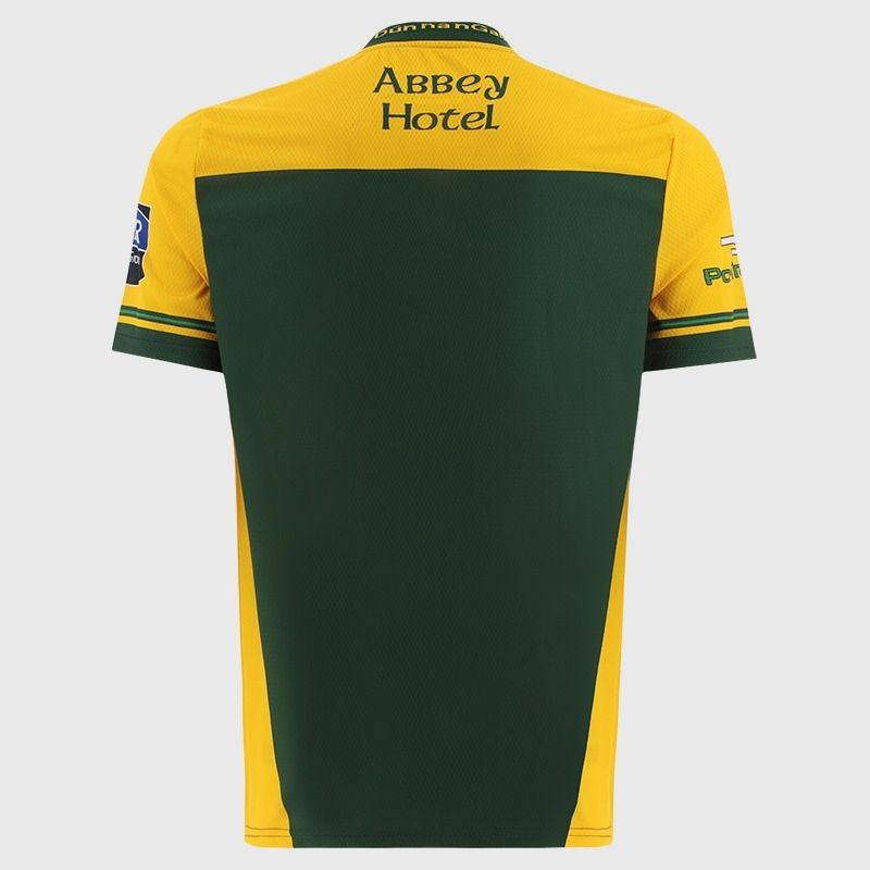 Green Donegal GAA Alternative Goalkeeper Jersey 2026 from O’Neills.