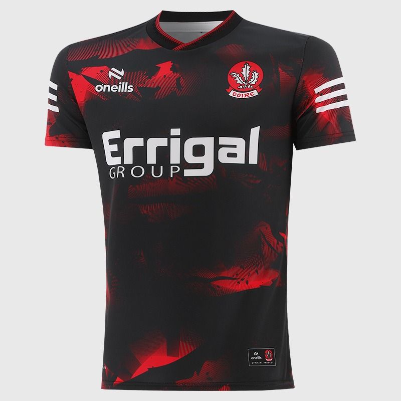 Black / Red Derry GAA Player Fit Short Sleeve Training Top 2026 from O’Neills.