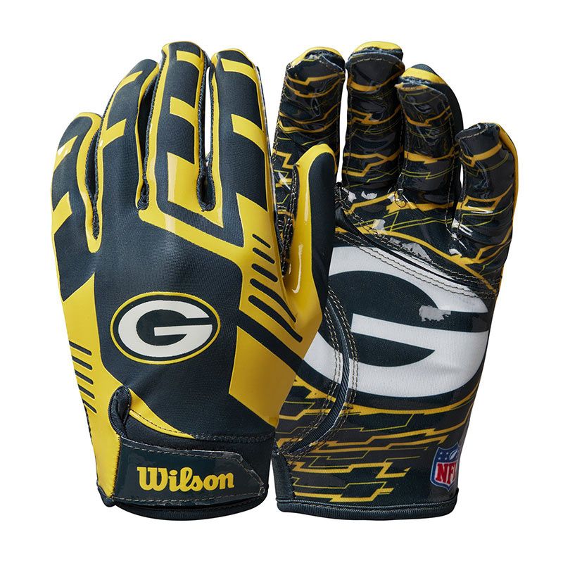 Black and Yellow Wilson NFL Green Bay Packers gloves with stretch materials from O'Neills.
