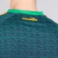 Marine Men’s Ohio Éire Ireland T-Shirt with stripe detail on the sleeves and Éire crest by O’Neills.