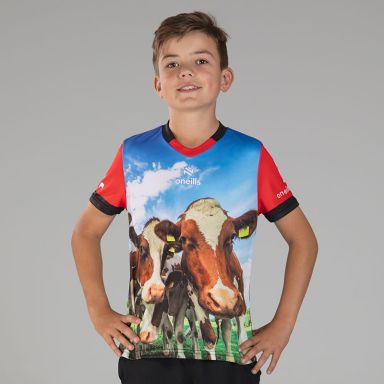 Kids’ Mooove Over O’Neills ploughing jersey with an image of Brown and white cows & O’Neills football on front and back.