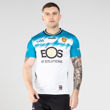 White and Turquoise Down GAA Alternative Goalkeeper Jersey 2024 with a ribbed crew by O’Neills.