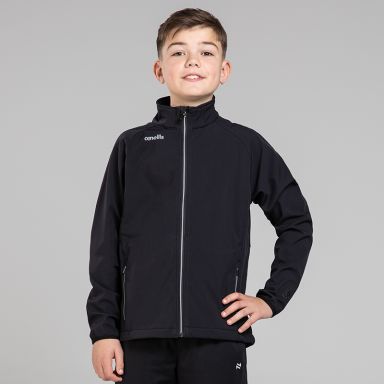 Kid's Black Idaho softshell jacket with two side zip pockets by O’Neills.