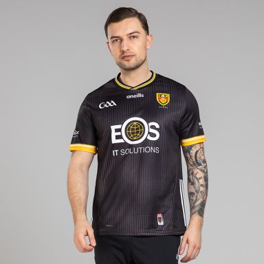 O’Neills Black Down GAA Goalkeeper Jersey 2025 with ribbed crewneck by O’Neills.