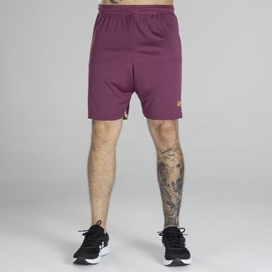 Maroon Men’s Viper Soccer Shorts with an elasticated waistband and O’Neills branding.