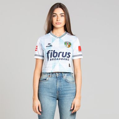 O’Neills Antrim Women’s Fit Training Top 2026 in a Cropped Modern Fit