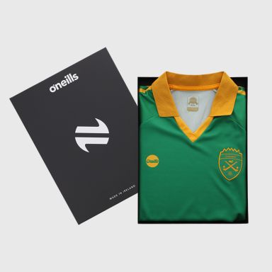 Kerry GAA Retro Jersey packed in Gift Box by O’Neills.