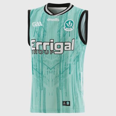 Green O’Neills Derry GAA Goalkeeper Vest 2026 by O’Neills.