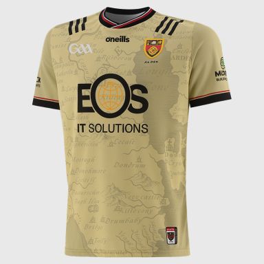 O’Neills Gold Down GAA Alternative Goalkeeper Jersey 2025 with ribbed crewneck by O’Neills.