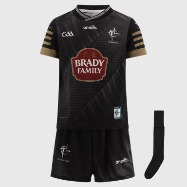 Black Kildare GAA Alternative mini kit with jersey, shorts and socks by O’Neills.