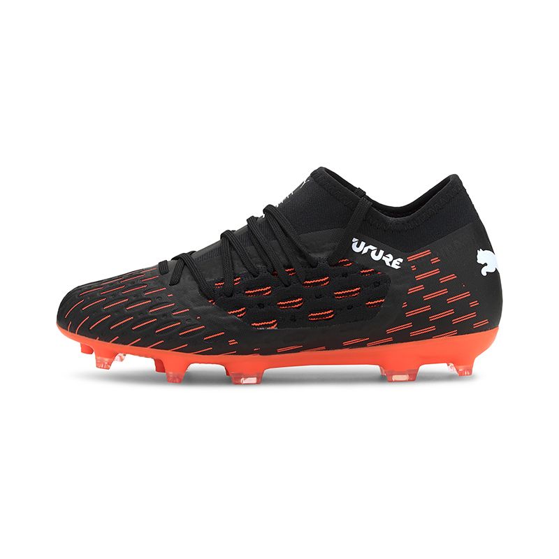 black and orange Puma kids' football boots with a lace closure and lightweight outsole from O'Neills