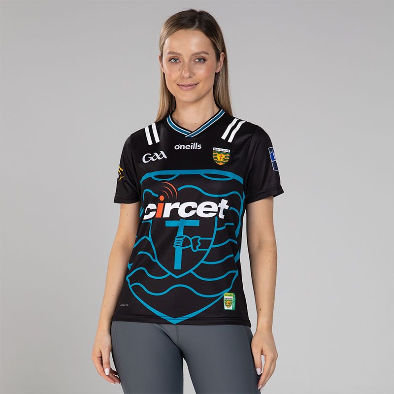 Black and turquoise Donegal GAA Women's Fit Goalkeeper Jersey 2024 with Donegal GAA crest on the front by O’Neills.