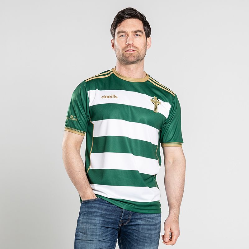 Dark Green/White Celtic Cross jersey with embroidered Celtic Cross on the chest and Celtic cross watermark design with the lettering ‘In Éirinn tá Neart’ on back by O’Neills. 