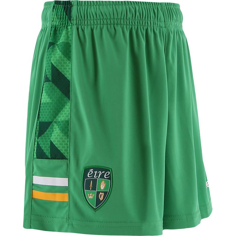 Green Aragon Éire kids’ shorts with a green printed design on the sides and Éire Ireland crest on the right leg by O’Neills.