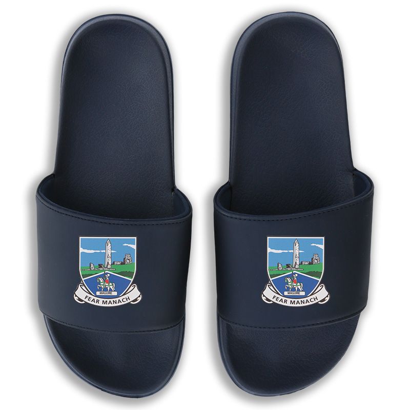 Marine Fermanagh GAA Zora pool sliders with Fermanagh GAA crest on the front by O’Neills.