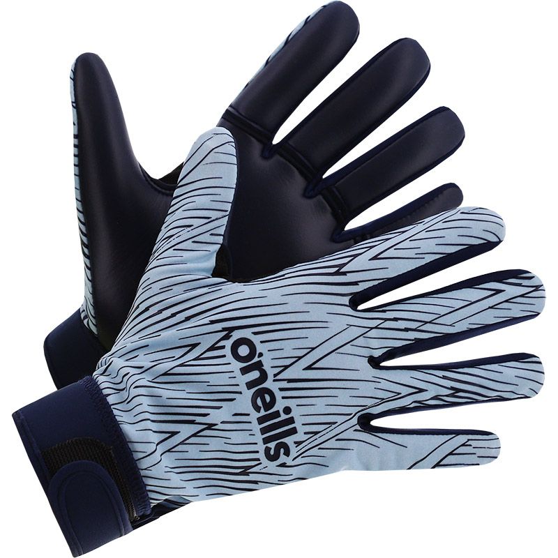 sky Kids’ GAA gloves with Velcro strap fastening and latex palm by O’Neills.