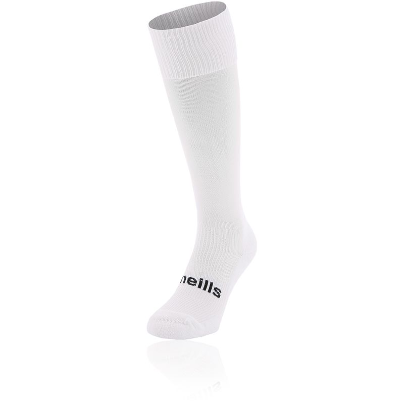 White knee high sports socks with seamless toe and cushioned soles by O’Neills.