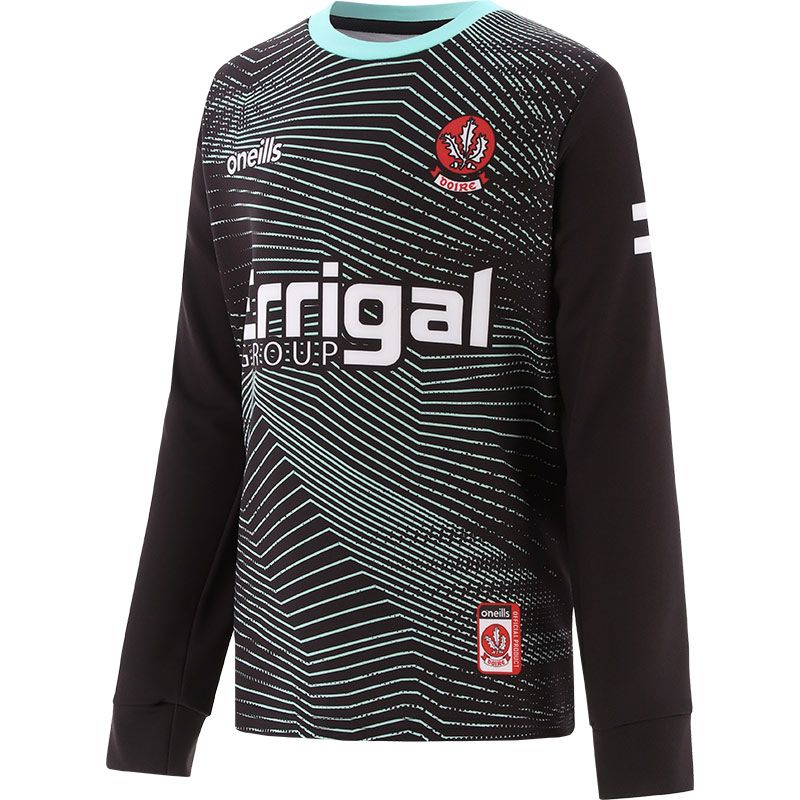 Derry GAA Force warm up top with cuffed sleeves by O’Neills.