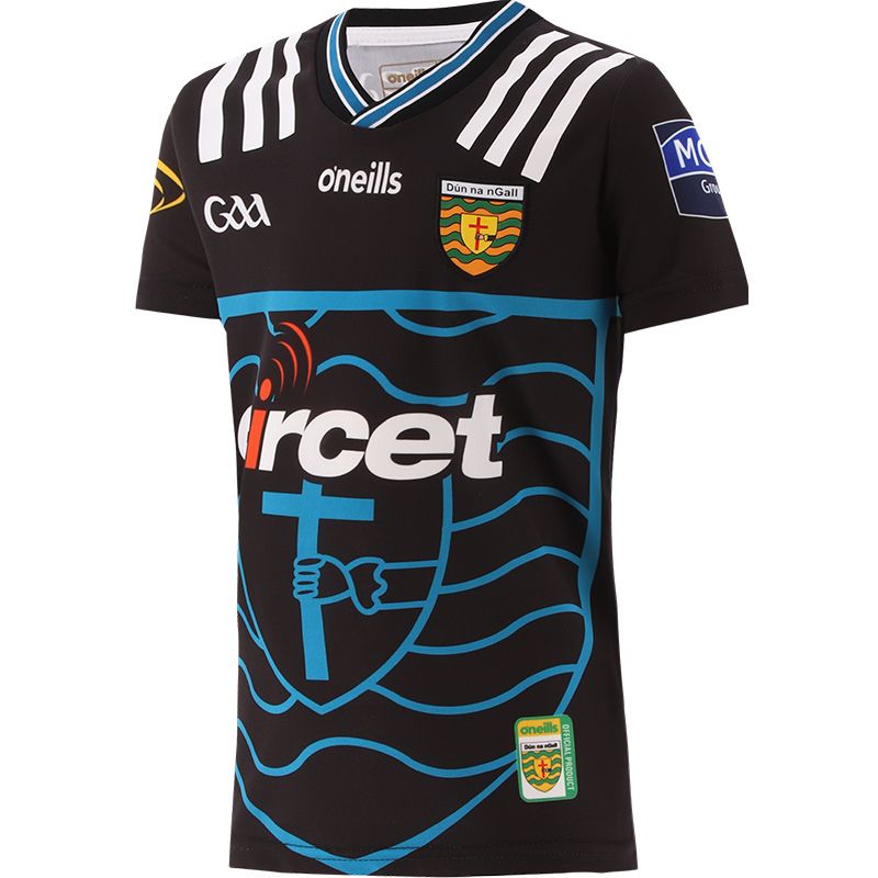 Black and turquoise Donegal GAA Kids' Goalkeeper Jersey 2024 with Donegal GAA crest on the front by O’Neills.