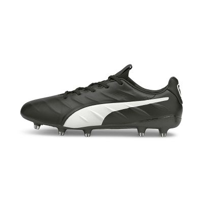 Football Boots and Football Trainers 